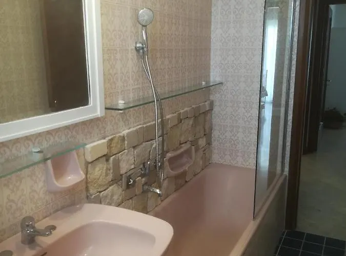 Gianna House * 巴里