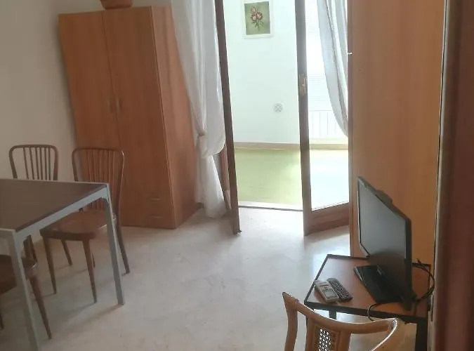 Gianna House * Барі