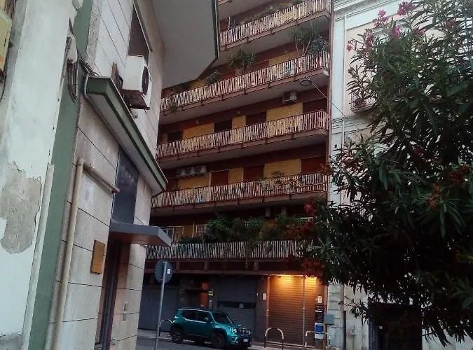 Gianna House * Барі